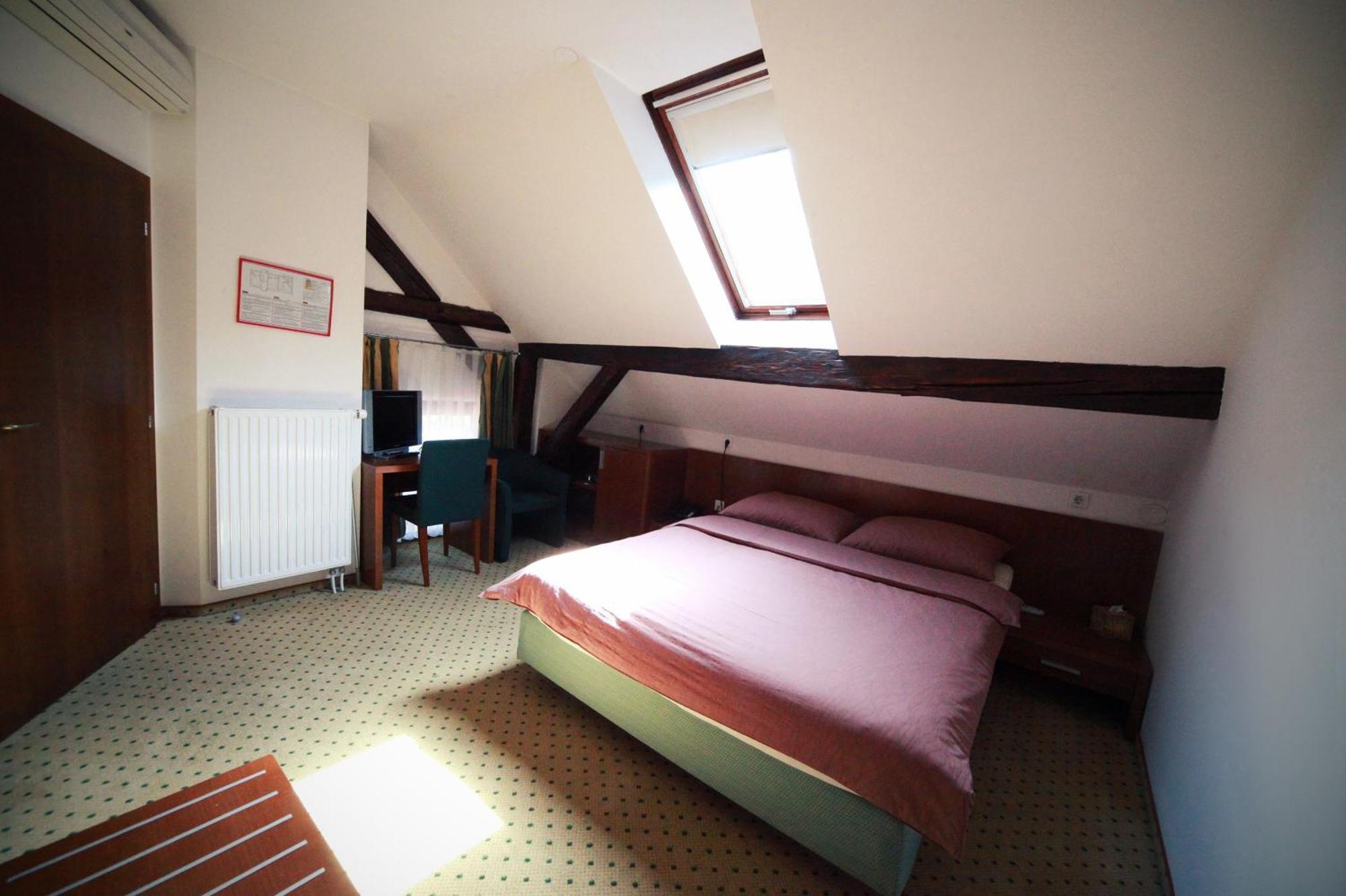 Guest House Pri Vodniku ليوبليانا المظهر الخارجي الصورة